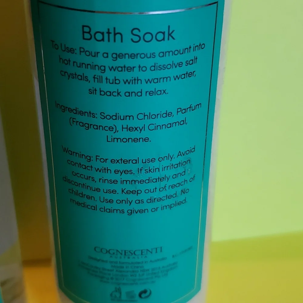 NEW Dickens & Hawthorne bath soak and pillow spray NEW